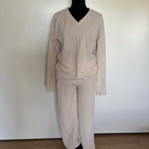 Cream 2 Piece Lounge Set Medium